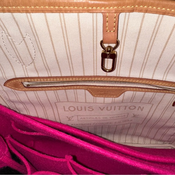 LV Neverfull PM in Damier Azure Pattern - Picture 6 of 12